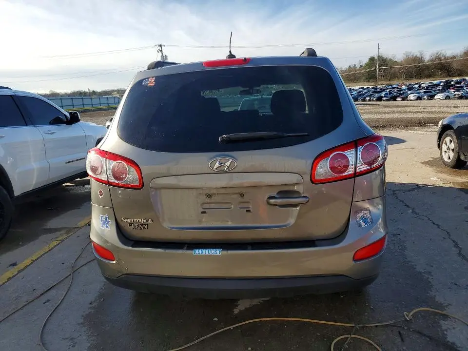 2012 HYUNDAI SANTA FE GLS  