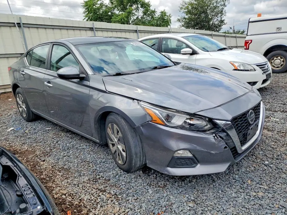 2021 NISSAN ALTIMA S  