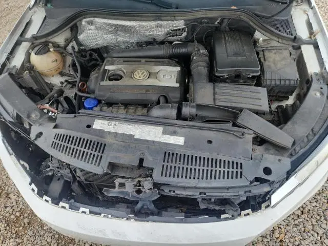 2012 VOLKSWAGEN TIGUAN S  