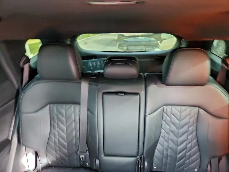 2023 KIA SPORTAGE X LINE  