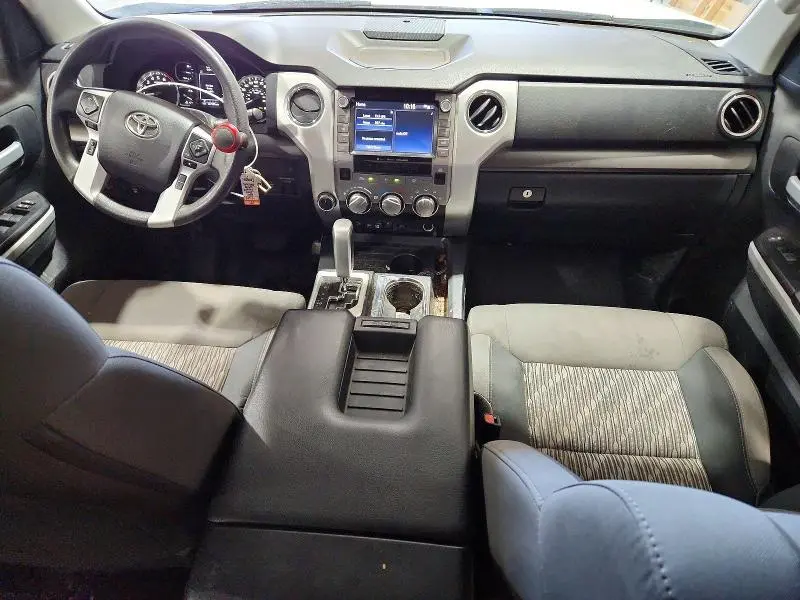 2021 TOYOTA TUNDRA SR5  