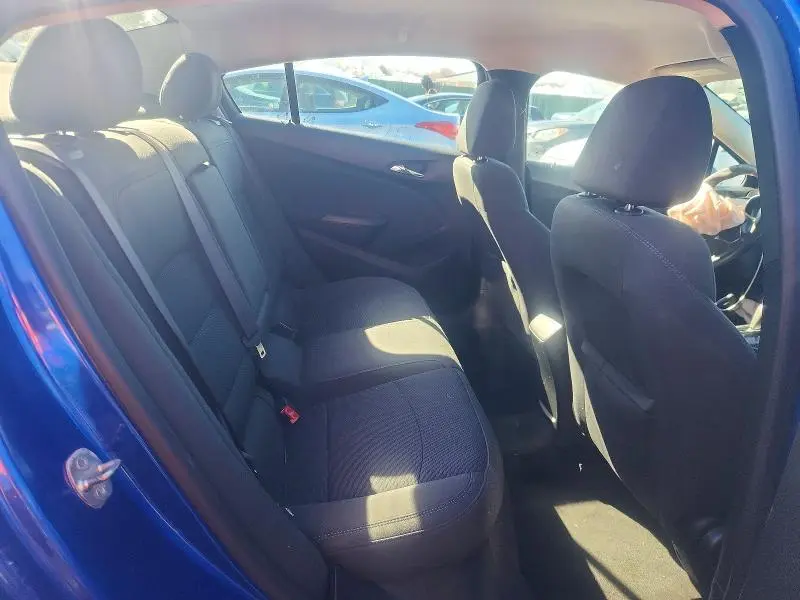 2016 CHEVROLET CRUZE LT  