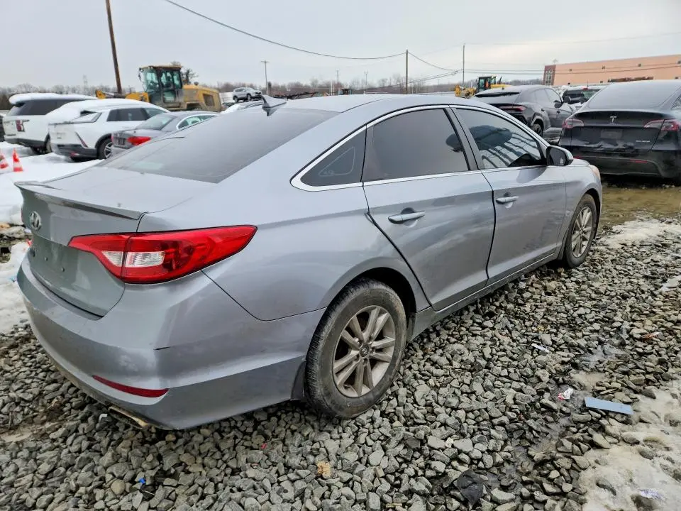 2015 HYUNDAI SONATA SE  