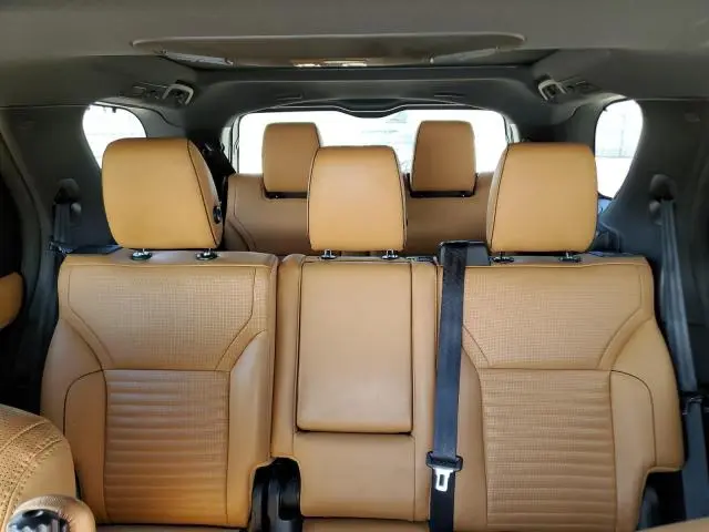 2018 LAND ROVER DISCOVERY HSE LUXURY  
