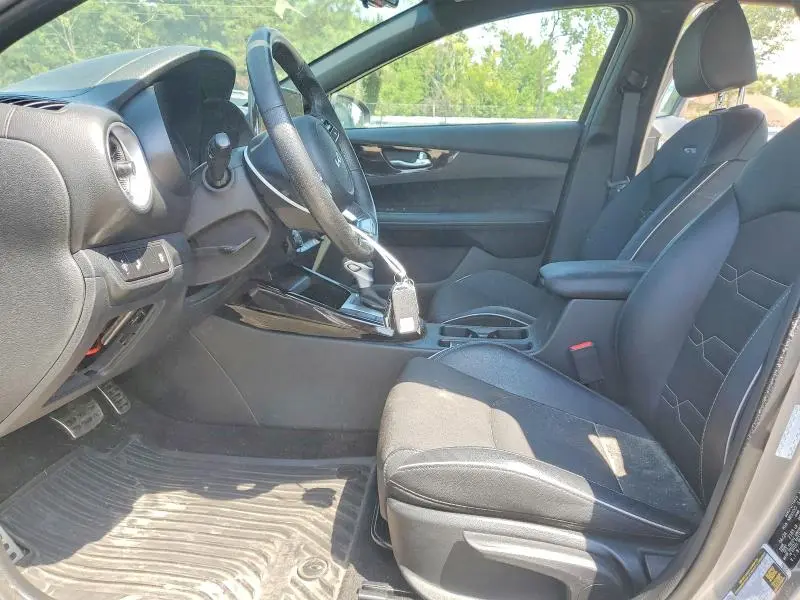 2024 KIA FORTE   