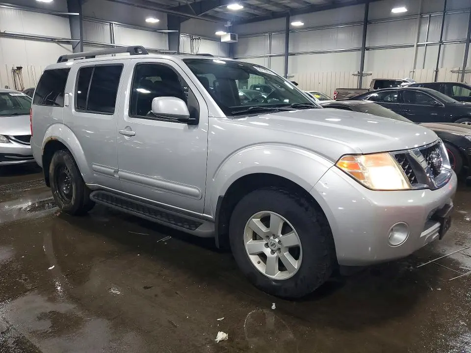 2012 NISSAN PATHFINDER S  