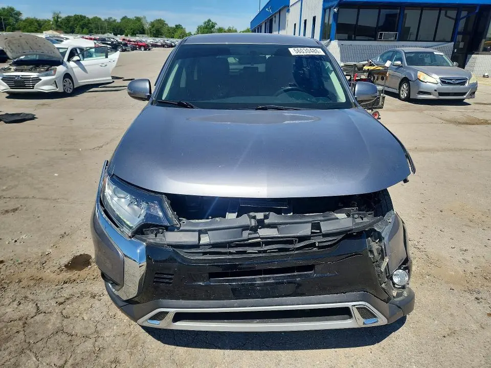 2019 MITSUBISHI OUTLANDER SE  