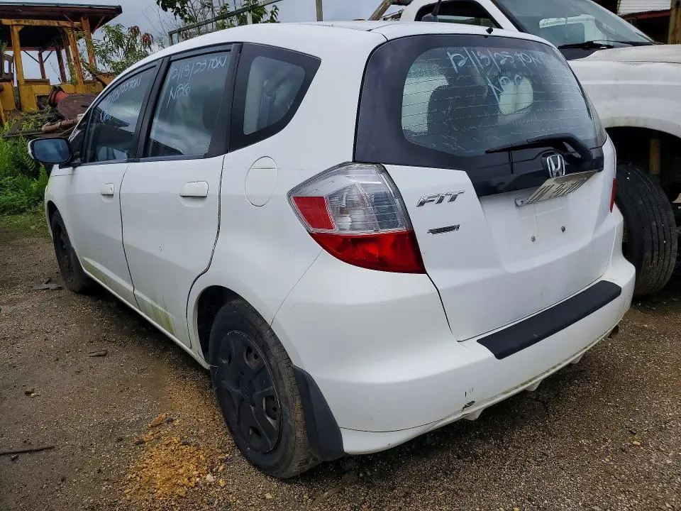 2012 HONDA FIT   
