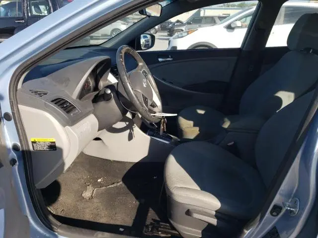 2012 HYUNDAI ACCENT GLS  