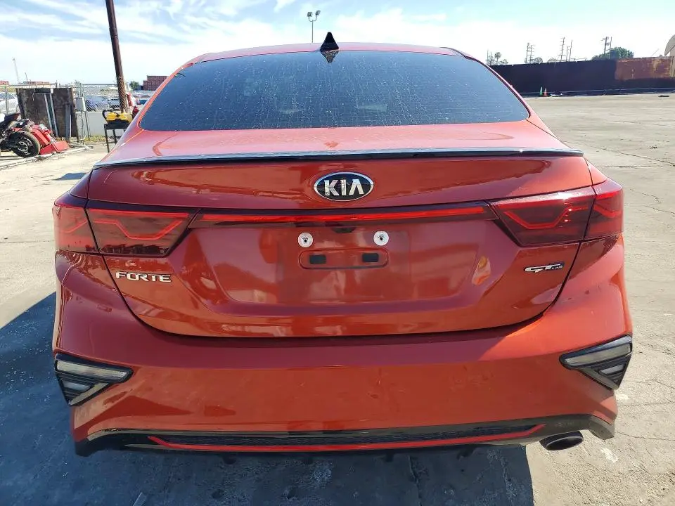 2021 KIA FORTE GT-LINE  