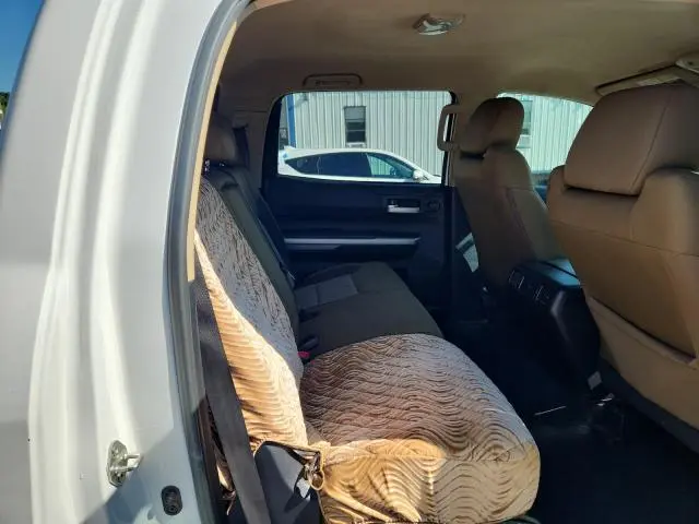 2015 TOYOTA TUNDRA CREWMAX SR5  