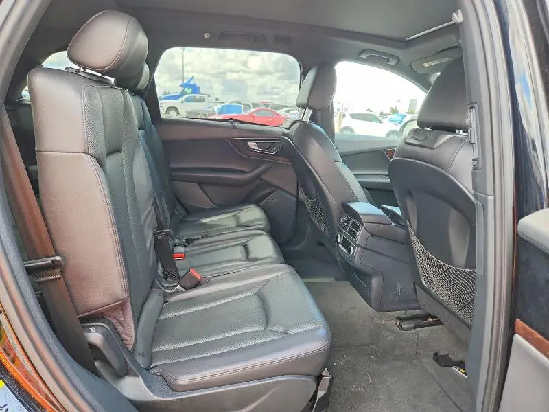 2017 AUDI Q7 PREMIUM PLUS  