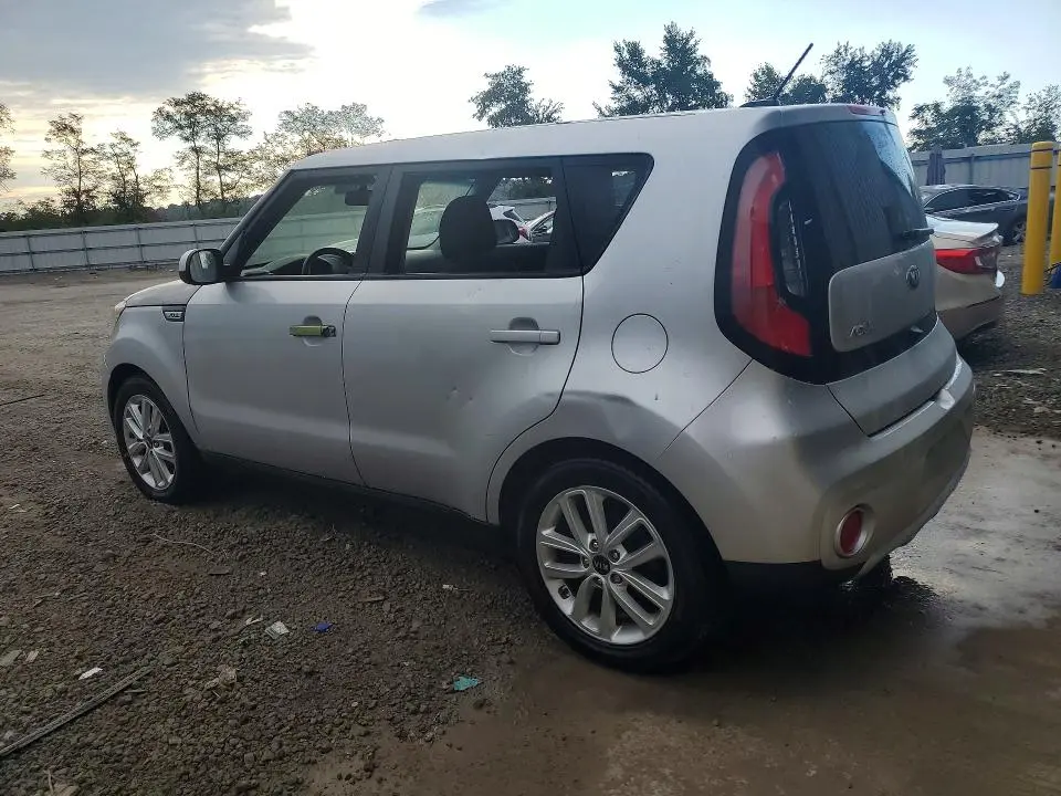 2019 KIA SOUL +  