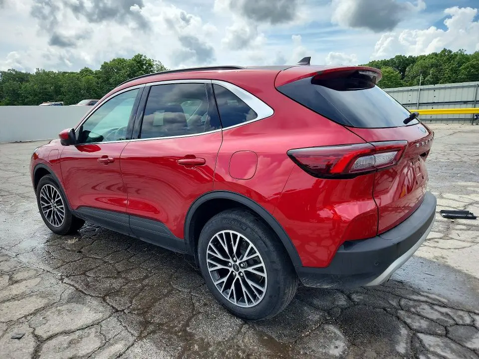 2025 FORD ESCAPE   