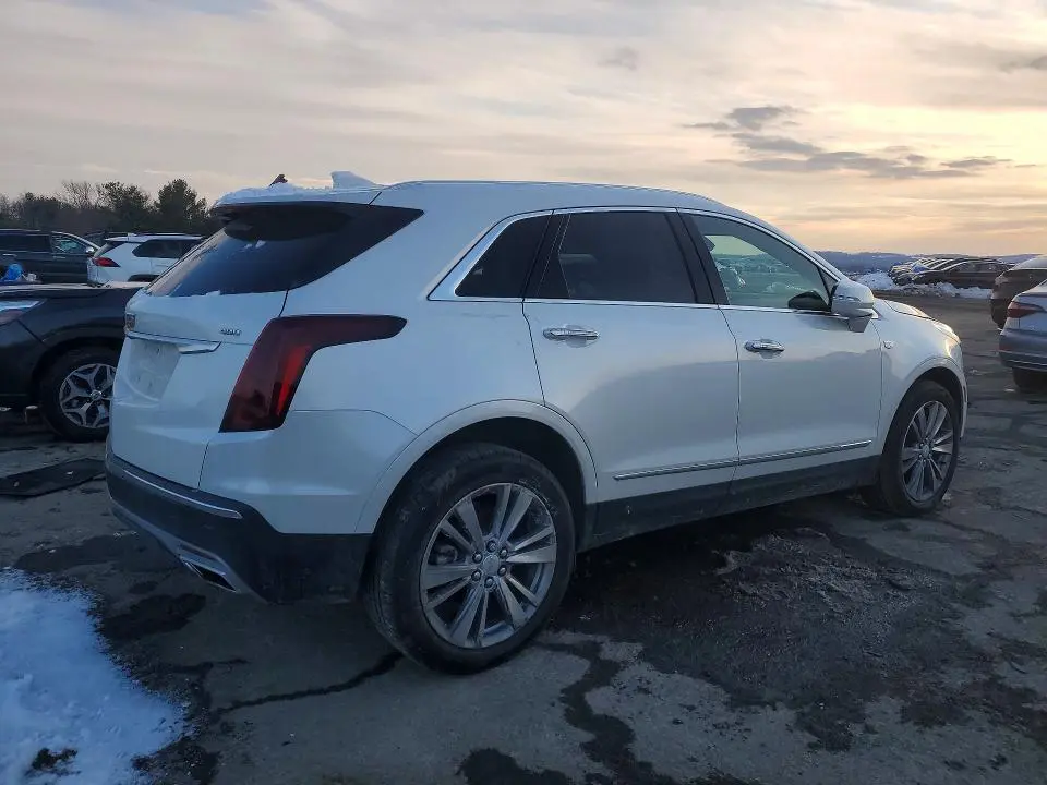 2024 CADILLAC XT5 PREMIUM LUXURY  