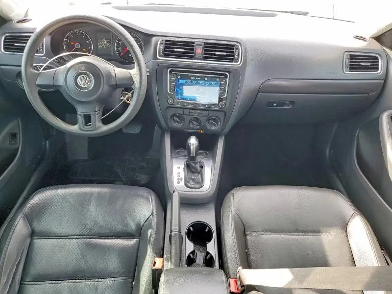 2014 VOLKSWAGEN JETTA SE  