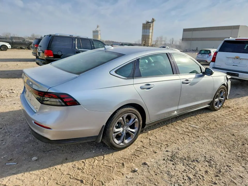 2024 HONDA ACCORD EX  