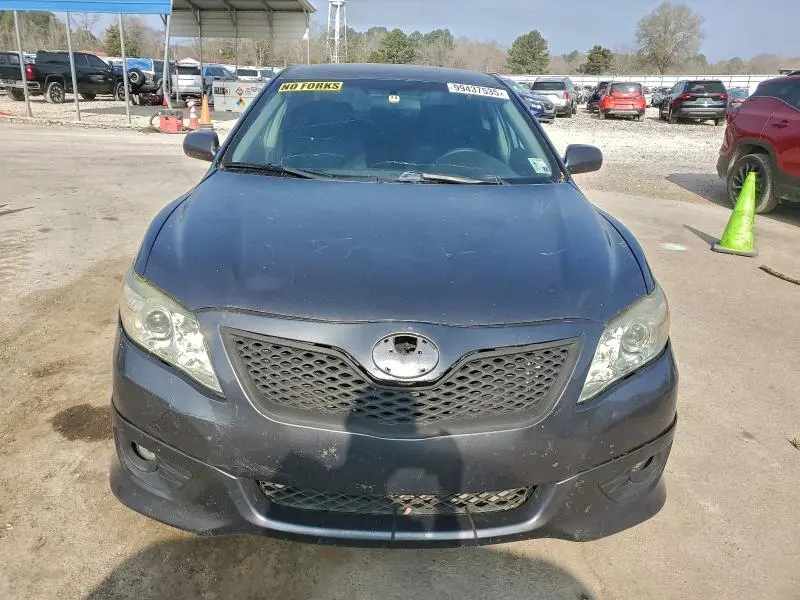 2011 TOYOTA CAMRY BASE  