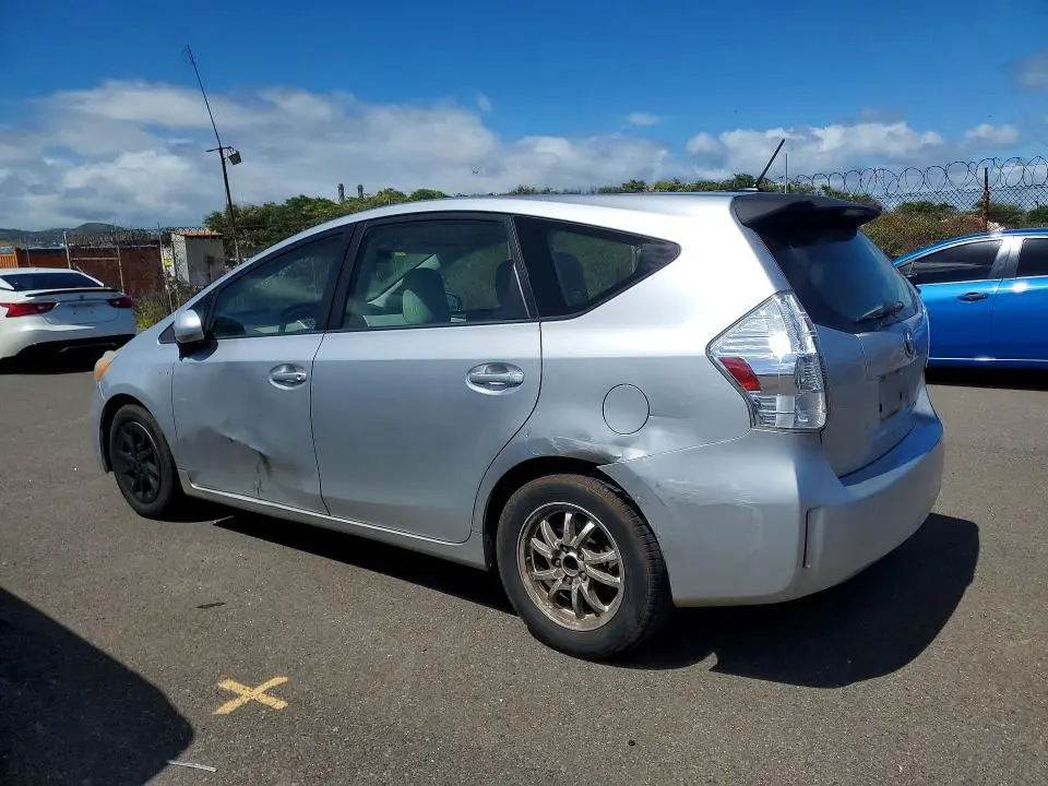 2013 TOYOTA PRIUS V THREE  