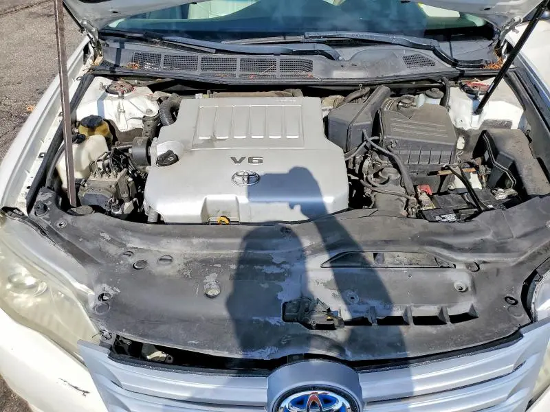 2011 TOYOTA AVALON BASE  