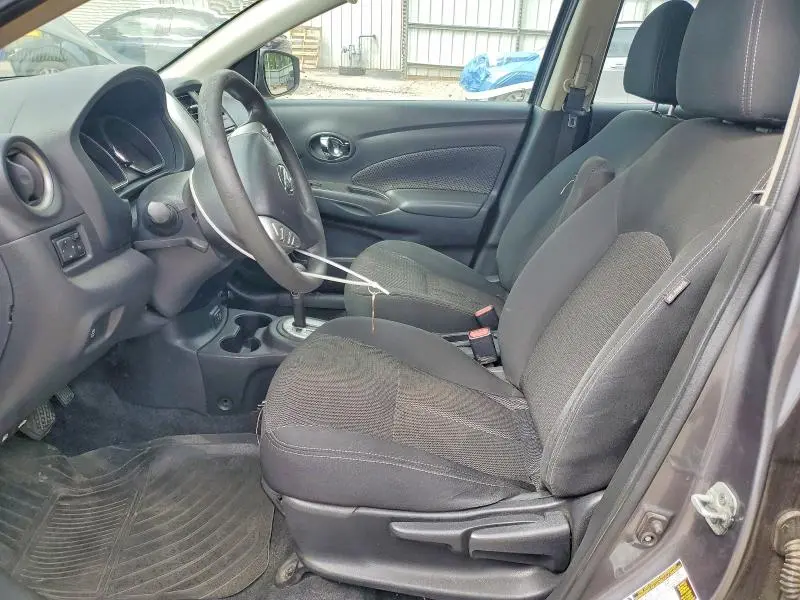 2018 NISSAN VERSA SV  