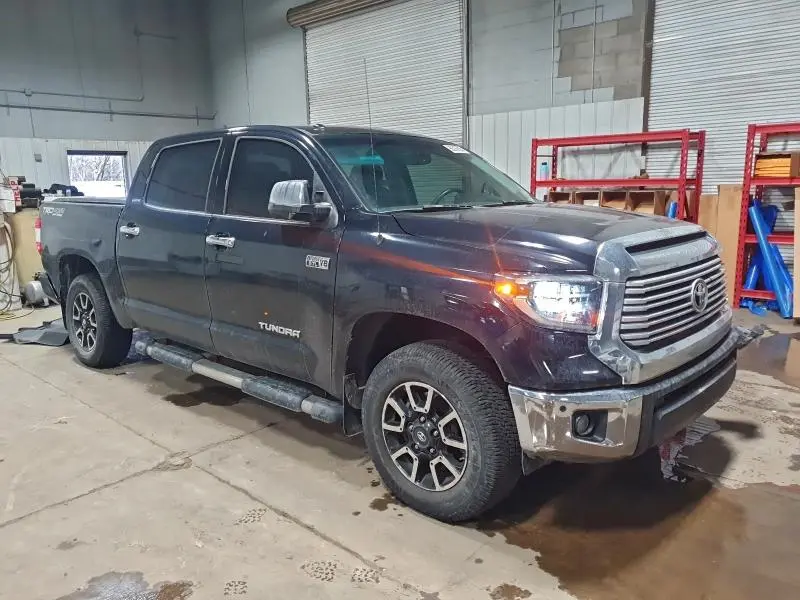 2015 TOYOTA TUNDRA CREWMAX LIMITED  