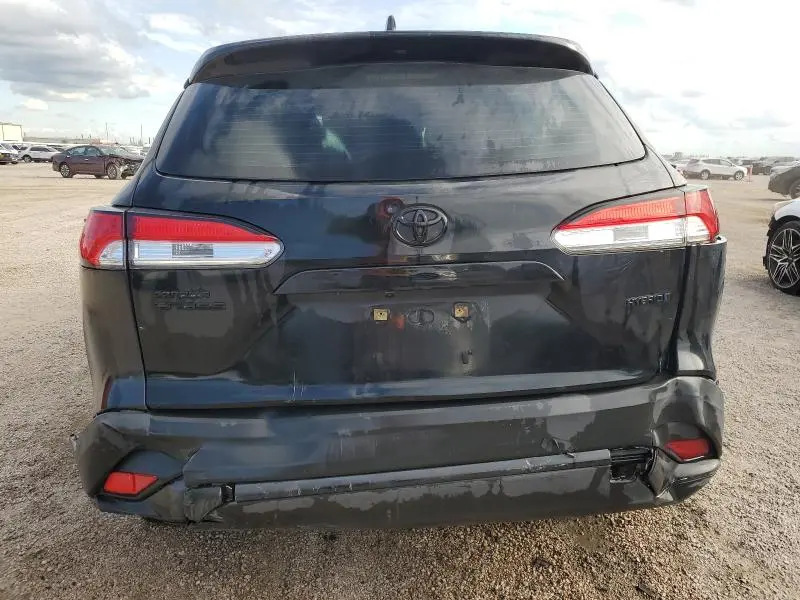 2023 TOYOTA COROLLA CROSS LE  