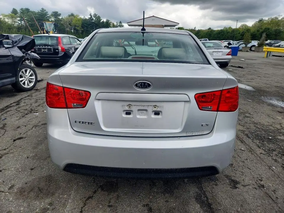 2010 KIA FORTE EX  