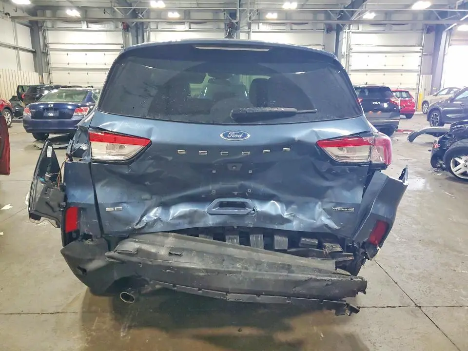 2020 FORD ESCAPE SE SPORT  