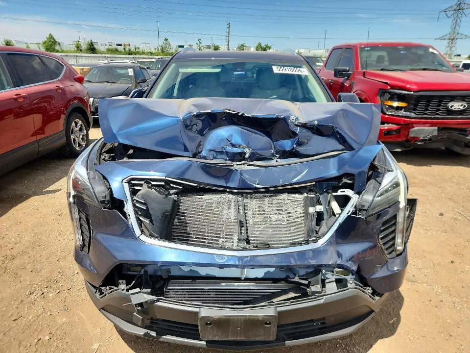 2019 CADILLAC XT4 LUXURY  