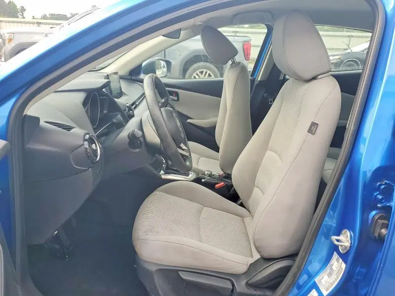 2019 TOYOTA YARIS LE  