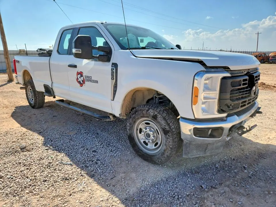 2023 FORD F250   
