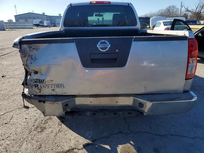 2011 NISSAN FRONTIER S  