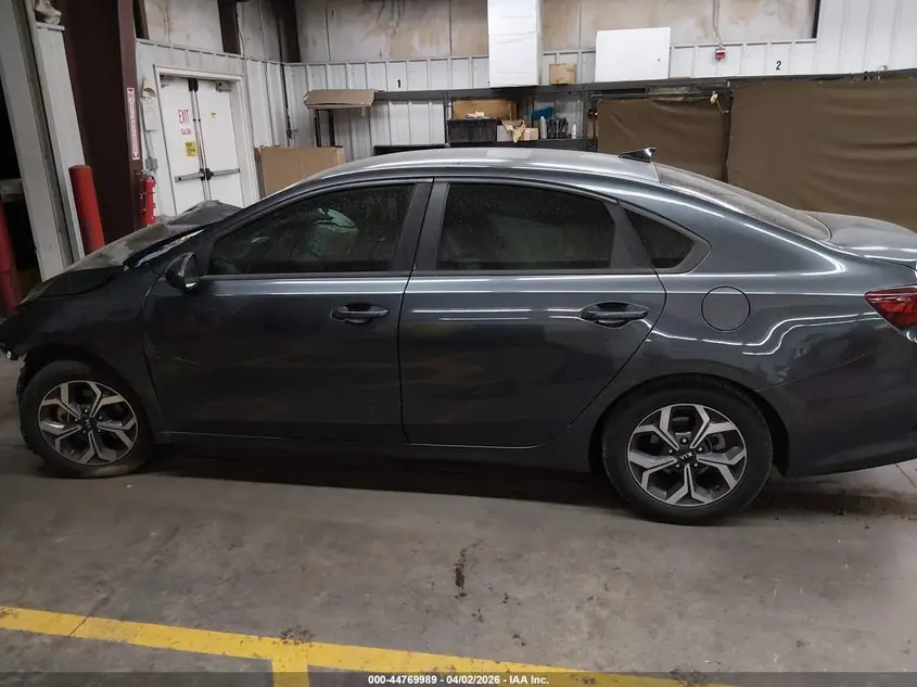 2019 KIA FORTE LXS