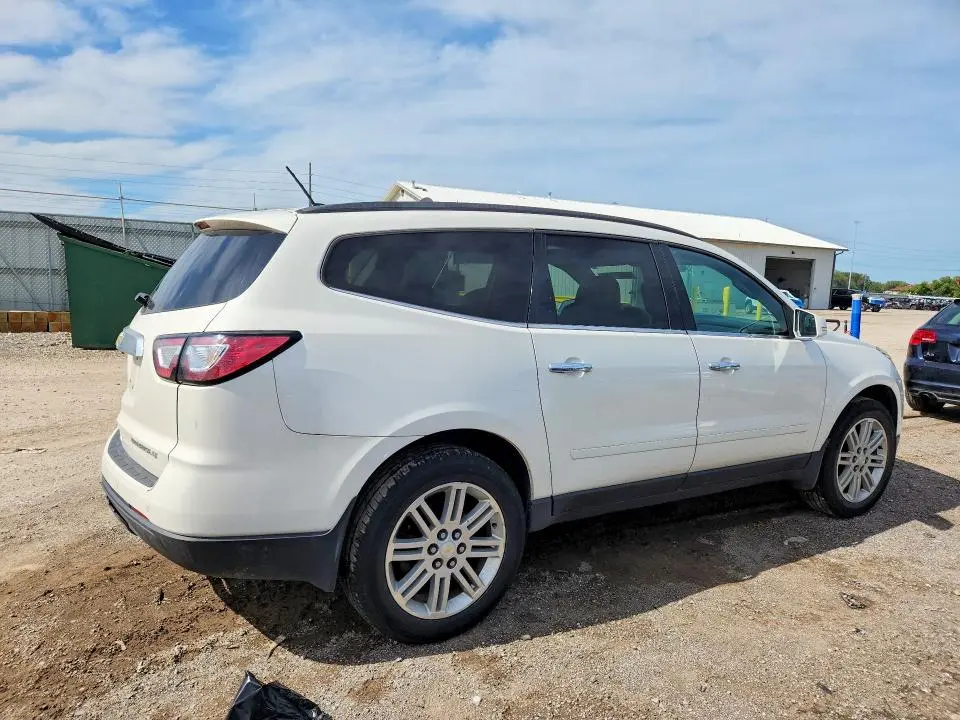 2014 CHEVROLET TRAVERSE LT  