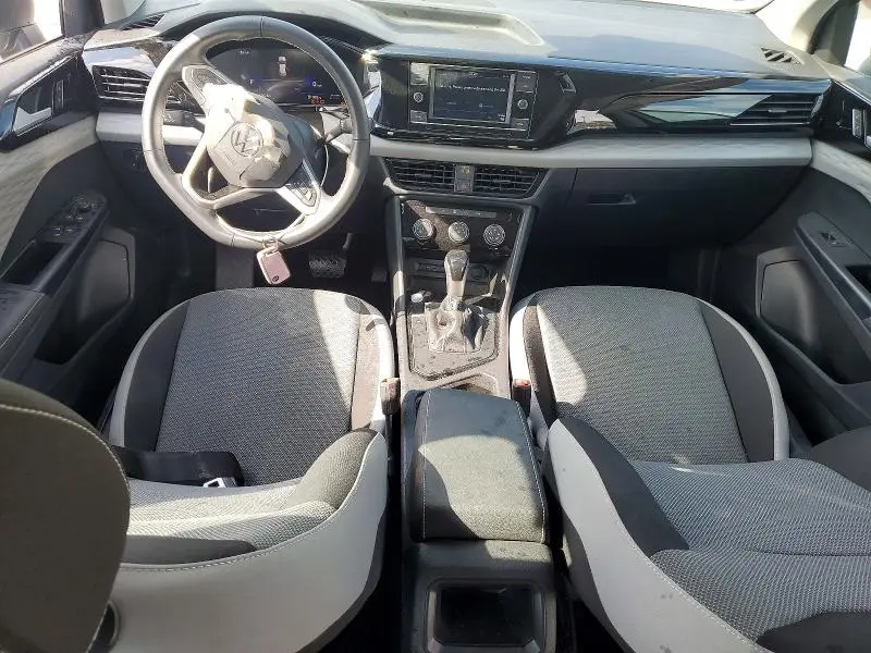 2024 VOLKSWAGEN TAOS S  