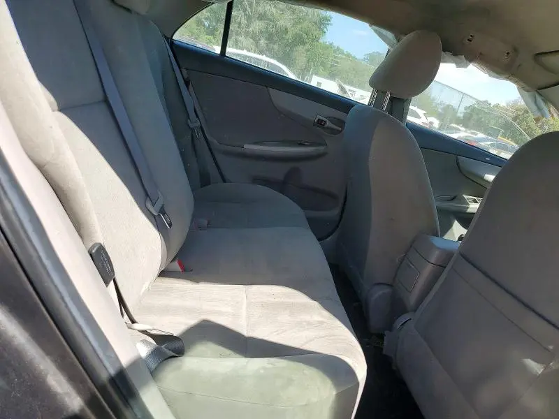 2011 TOYOTA COROLLA LE  