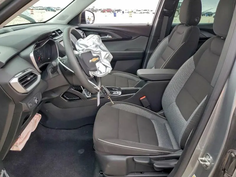 2023 CHEVROLET TRAILBLAZER LS  