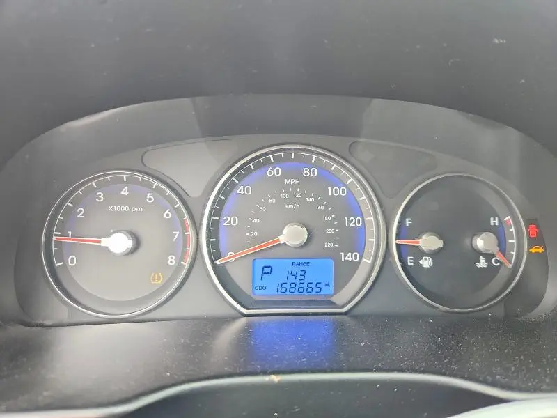 2012 HYUNDAI SANTA FE GLS  