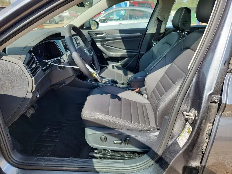 2024 VOLKSWAGEN JETTA SE  