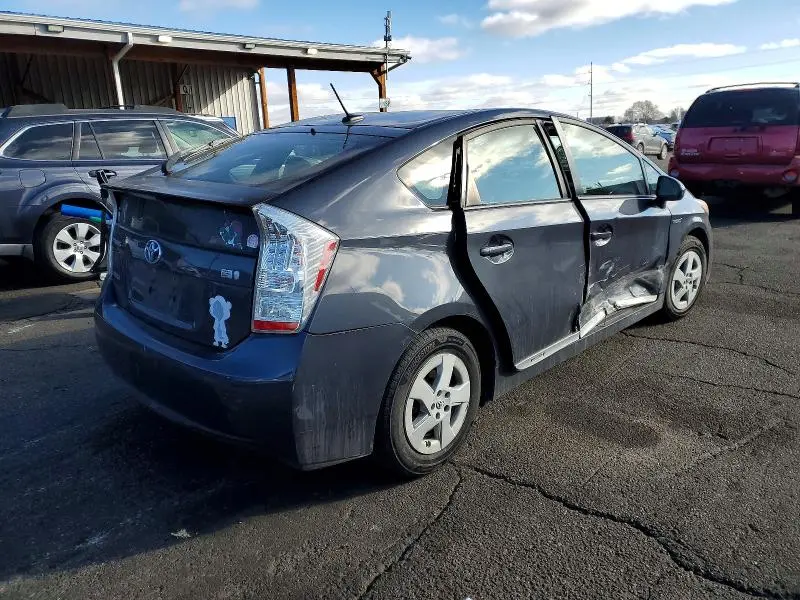2011 TOYOTA PRIUS   