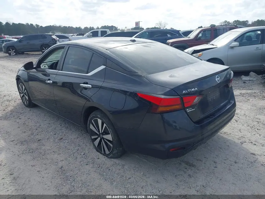 2021 NISSAN ALTIMA SV FWD