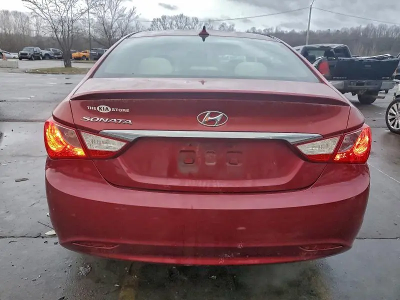 2013 HYUNDAI SONATA GLS  