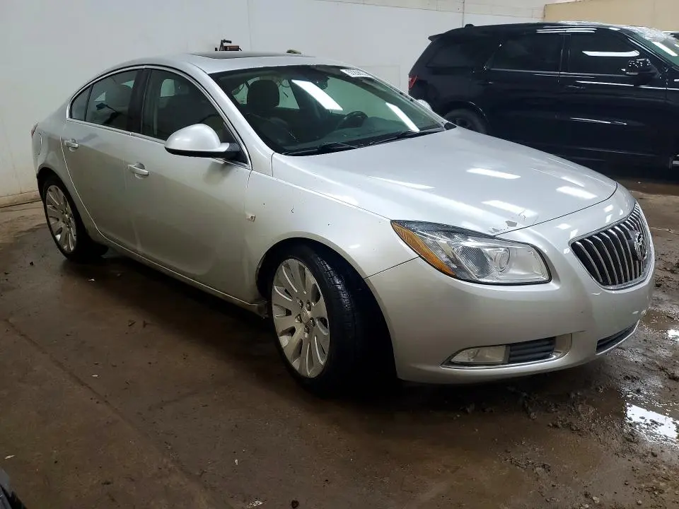 2011 BUICK REGAL CXL  
