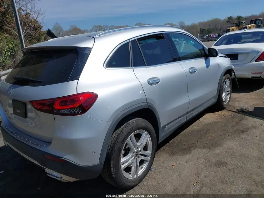 2023 MERCEDES-BENZ GLA 250  