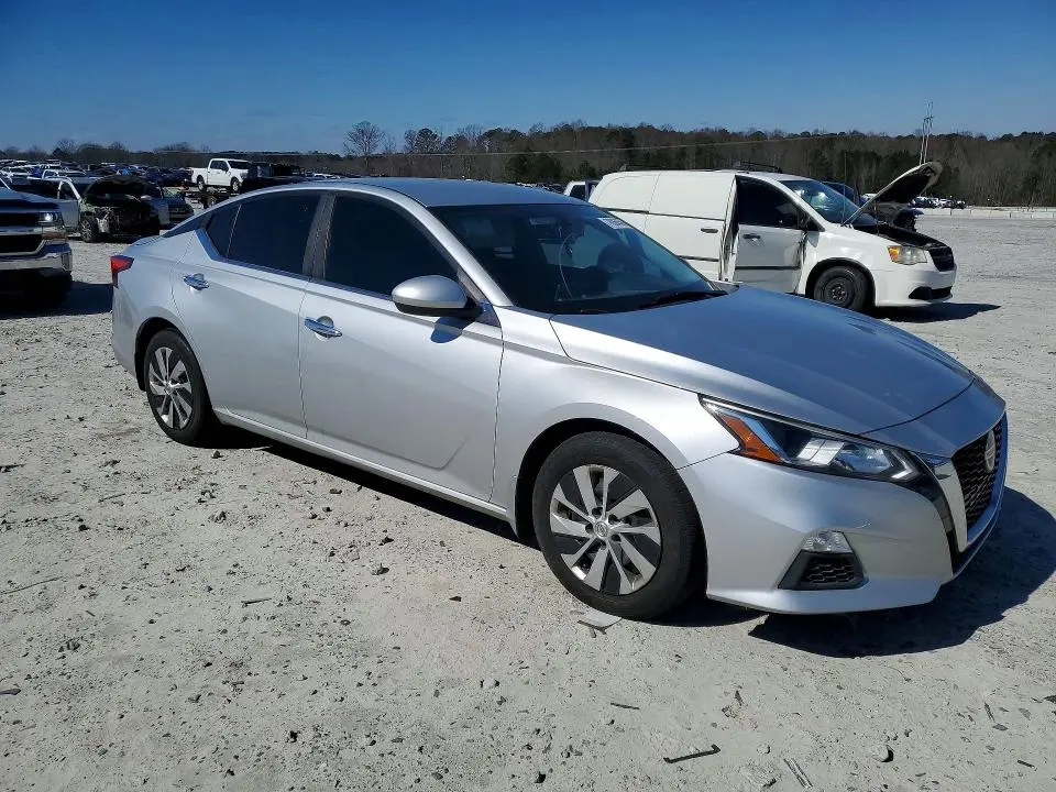 2020 NISSAN ALTIMA S  