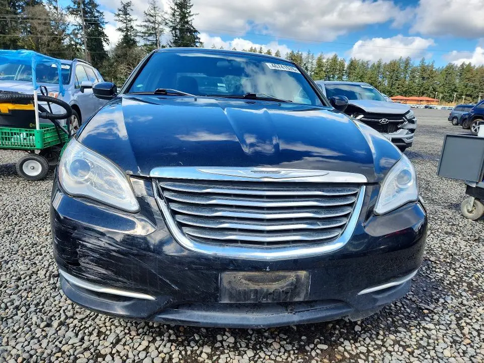 2014 CHRYSLER 200 LX  