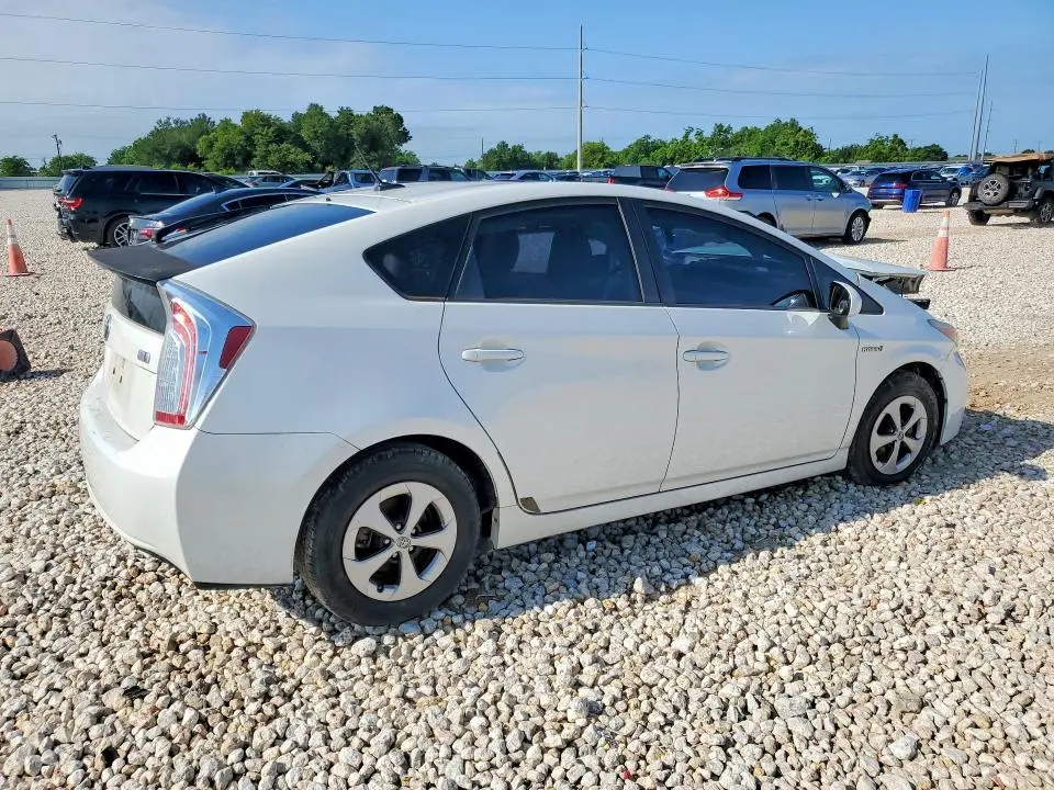 2013 TOYOTA PRIUS FOUR  