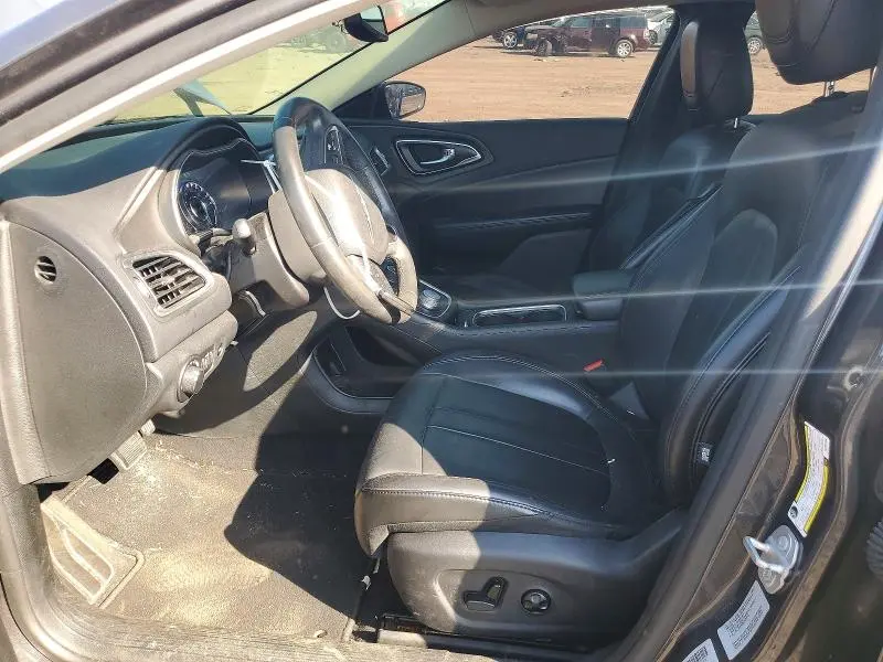 2016 CHRYSLER 200 LIMITED  