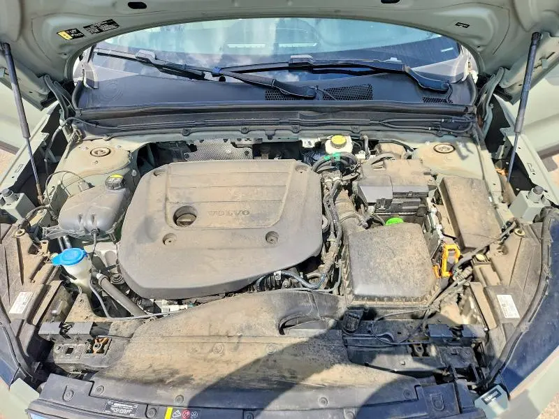2023 VOLVO XC40 ULTIMATE  